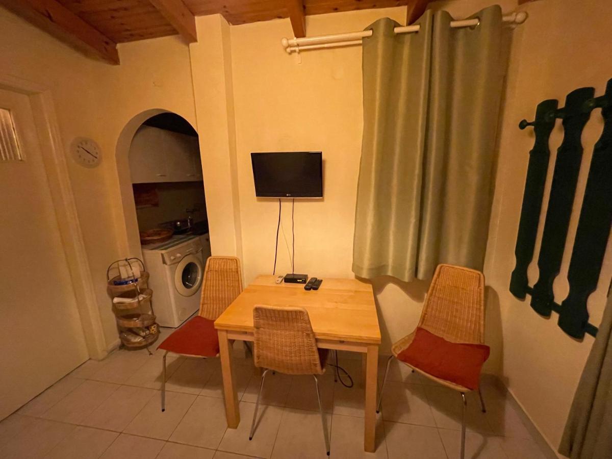 Apartament Maria'S Haus In Artemida Zewnętrze zdjęcie