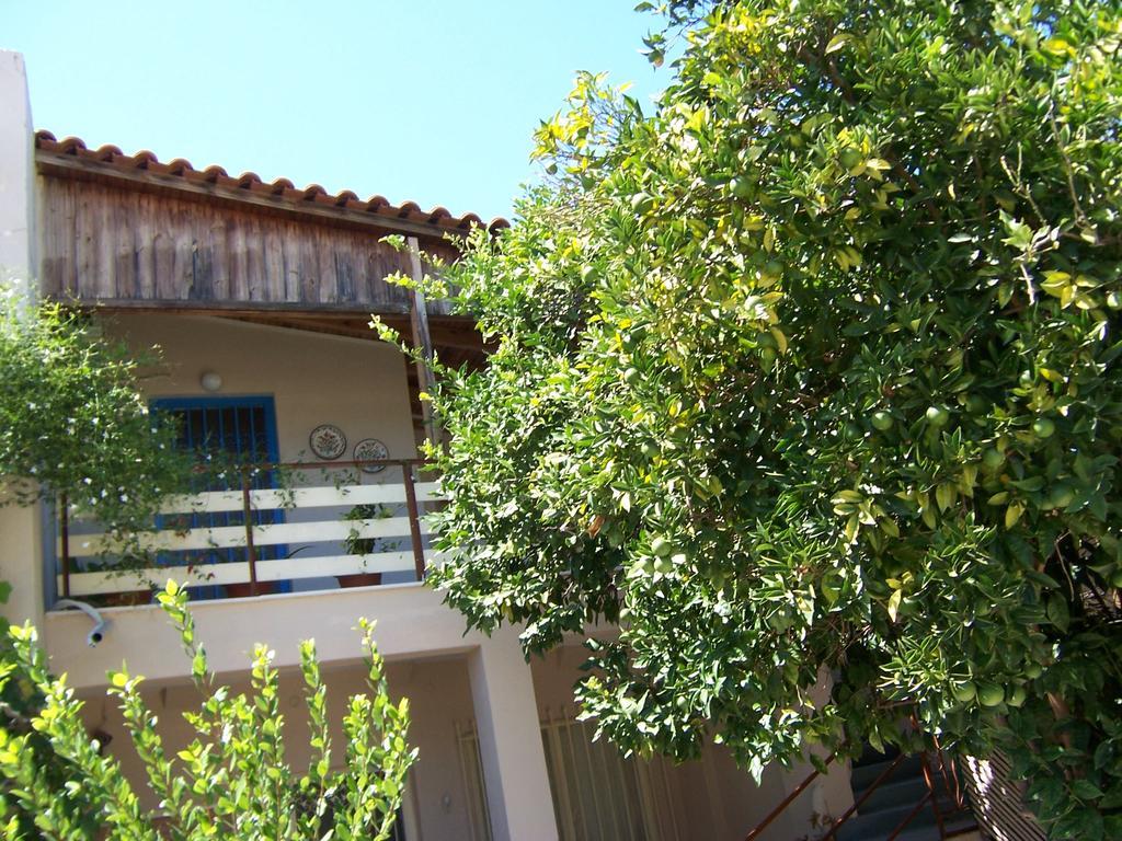 Apartament Maria'S Haus In Artemida Zewnętrze zdjęcie